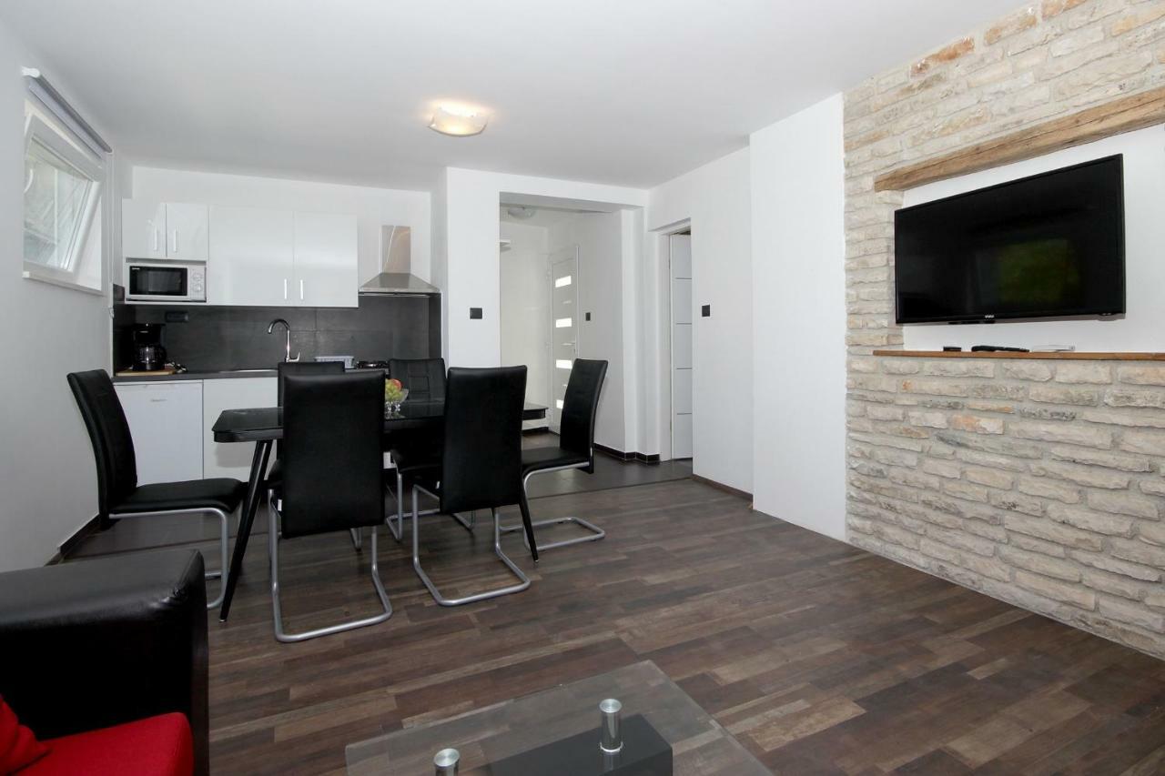 Apartments Natasa بولا المظهر الخارجي الصورة