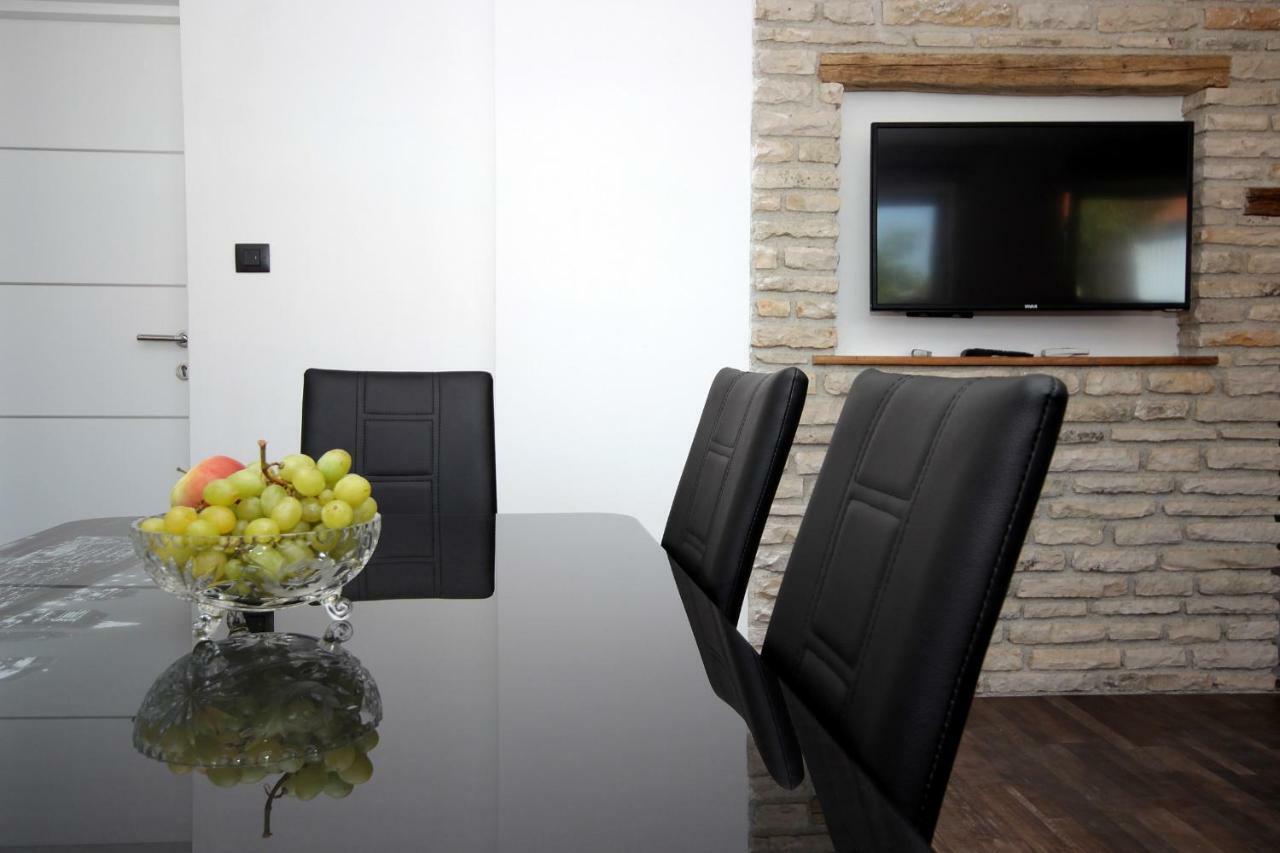 Apartments Natasa بولا المظهر الخارجي الصورة