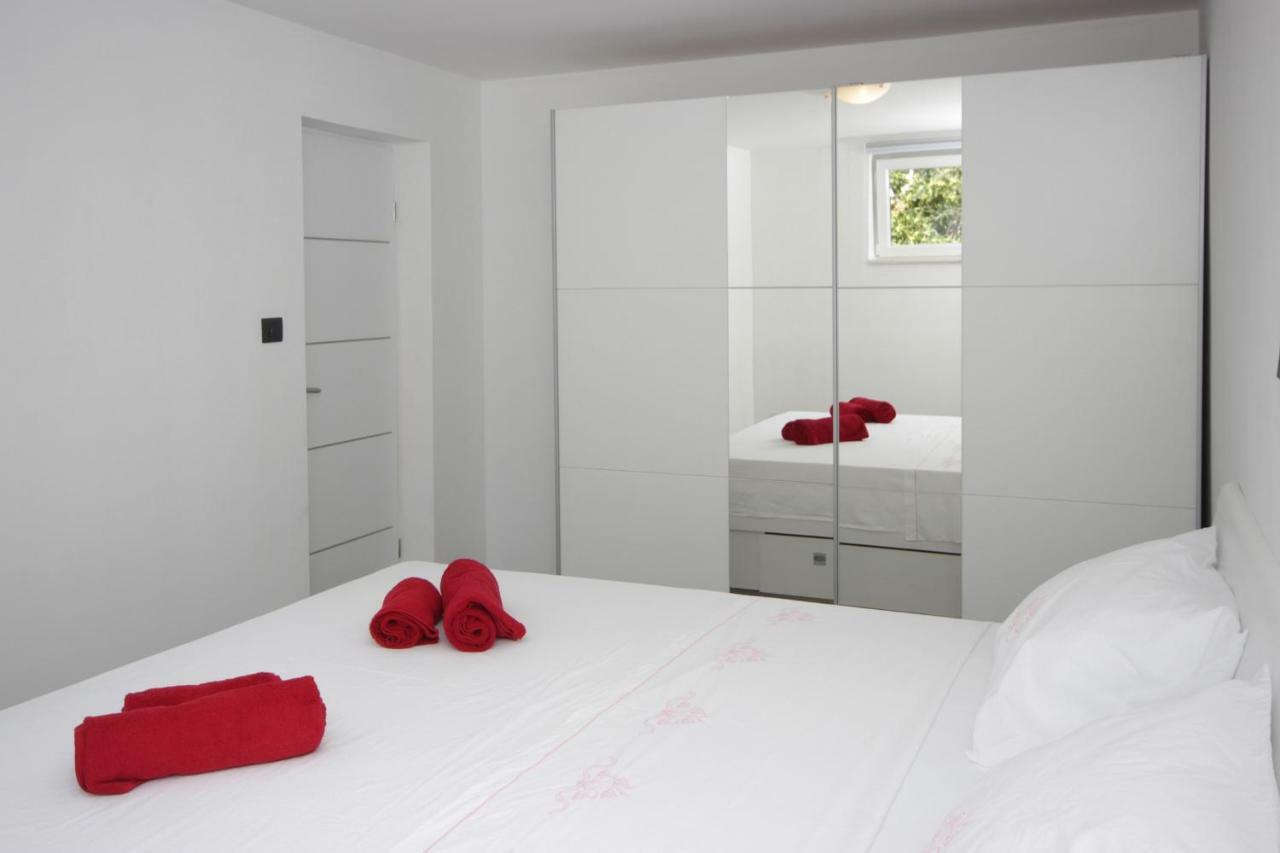 Apartments Natasa بولا المظهر الخارجي الصورة