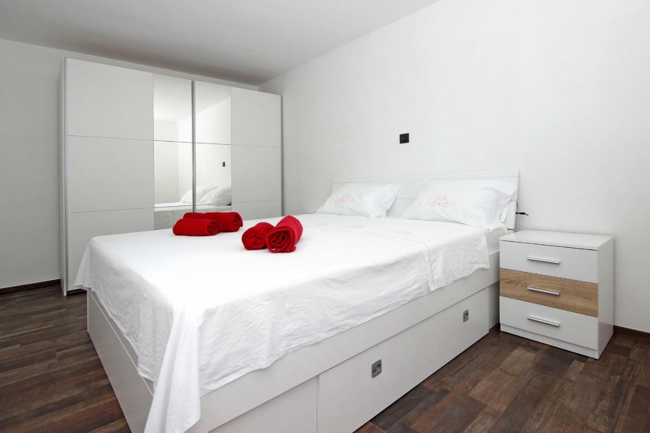 Apartments Natasa بولا المظهر الخارجي الصورة