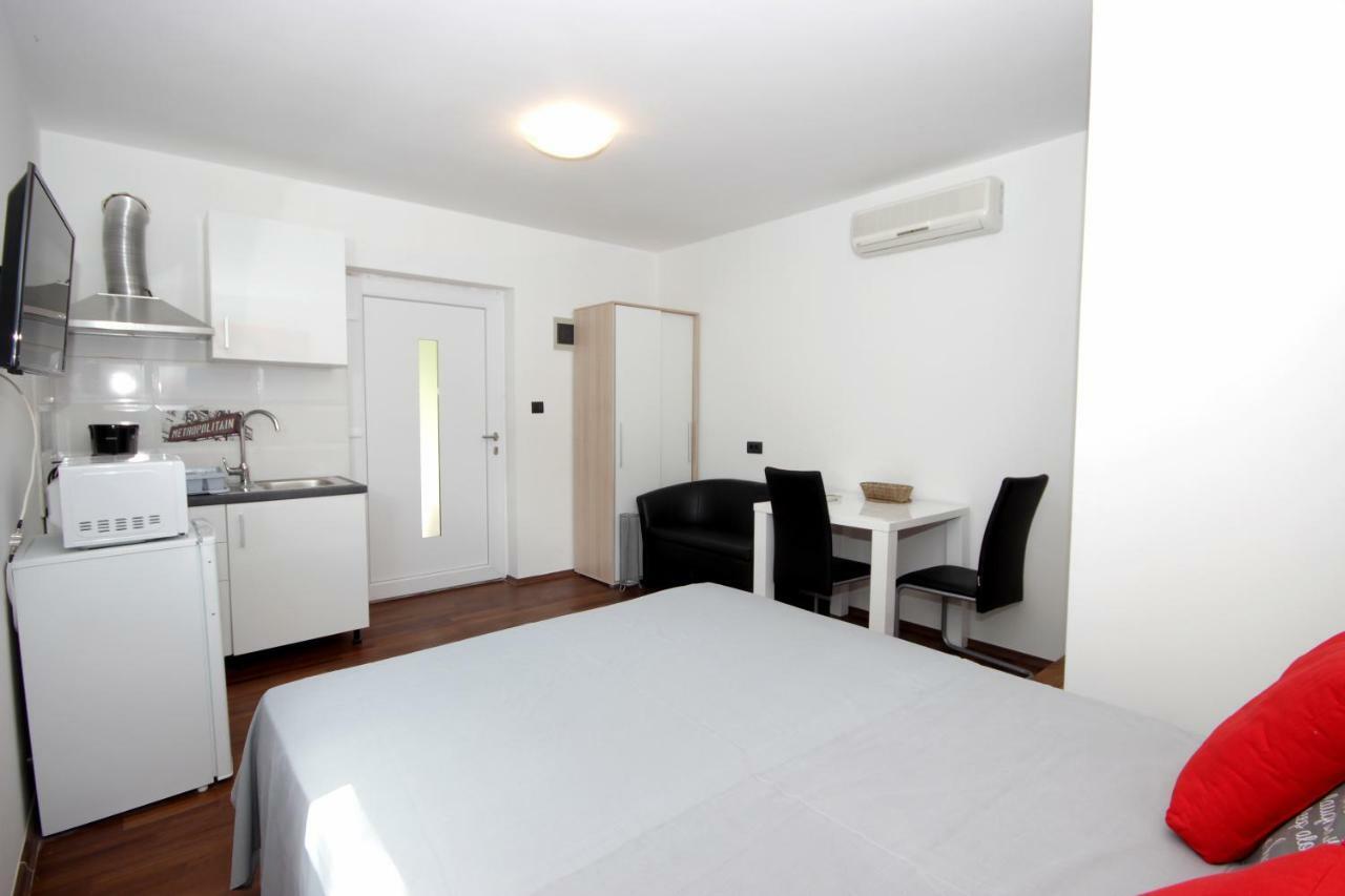 Apartments Natasa بولا المظهر الخارجي الصورة